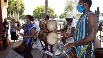 Live musical performance